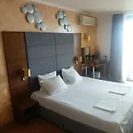 Guest Rooms Skalite Gæstehus 3*