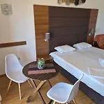 Guest Rooms Skalite 3* Sozopol