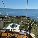 Guest Rooms Skalite Gæstehus 3*