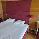 Guest Rooms Skalite Gæstehus 3*