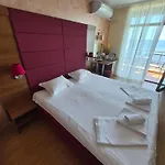 Pensionat Guest Skalite 3*