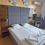 Guest Skalite Pensionat 3*
