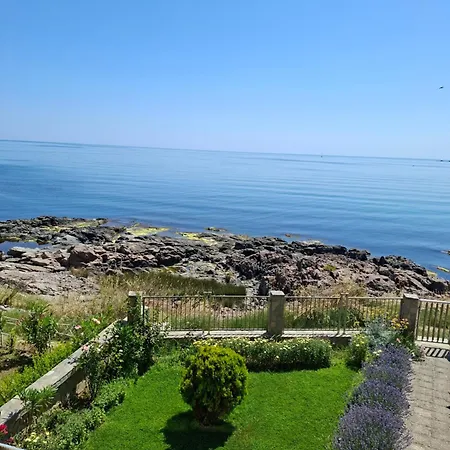 Guest Rooms Skalite 3* Sozopol