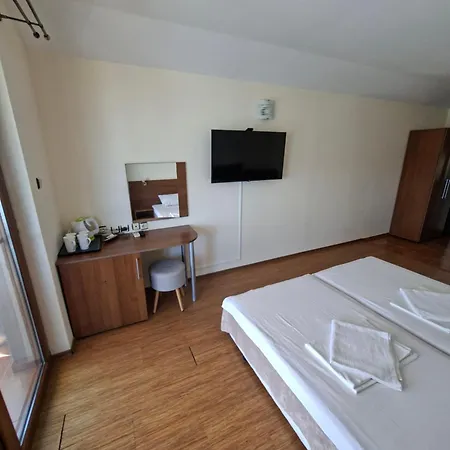 Guest Skalite Σωζόπολη