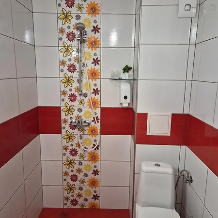 Konukevi Guest Skalite 3*